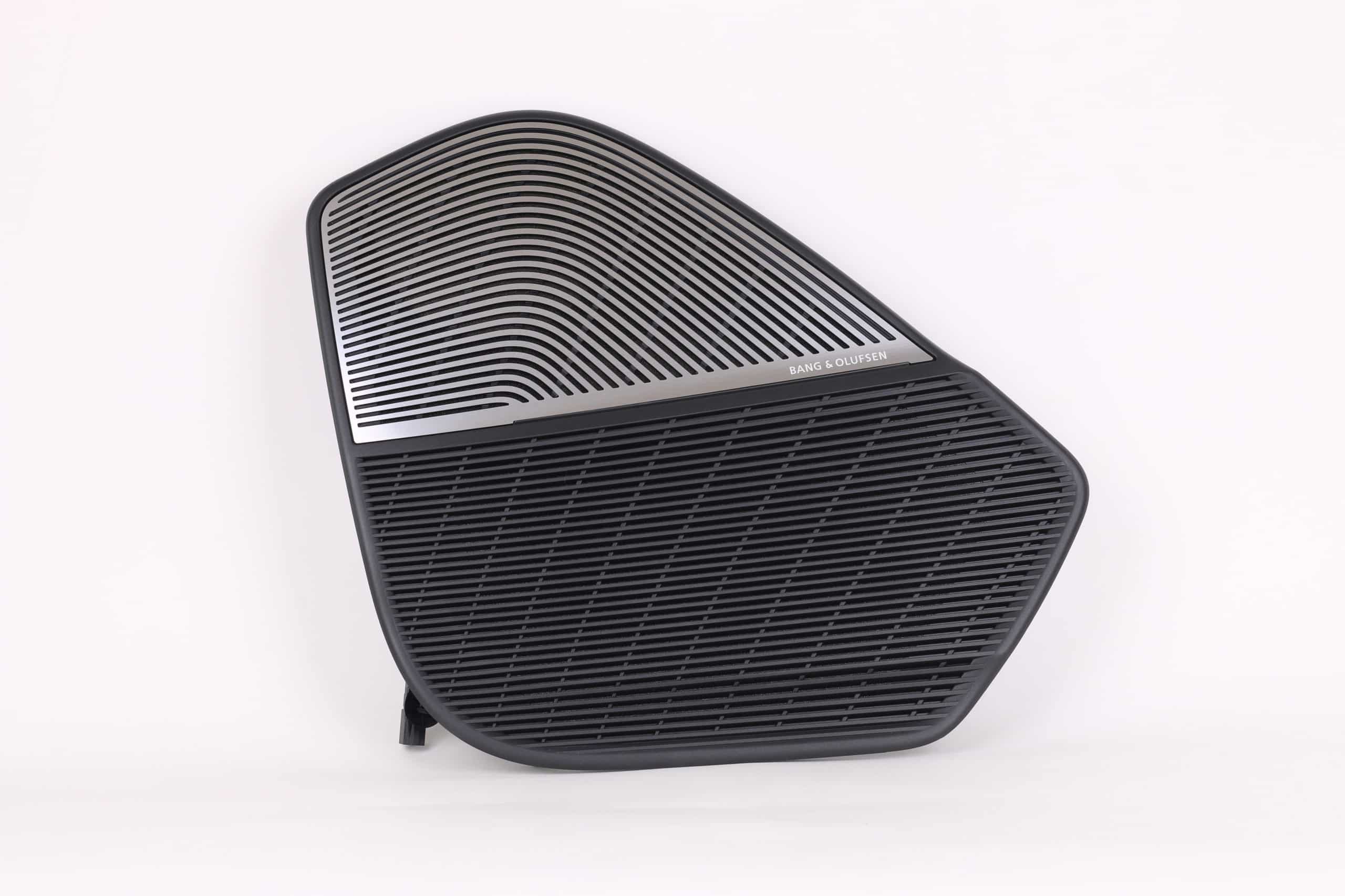 Grille B&O avec LED | 4M0 868 152 B