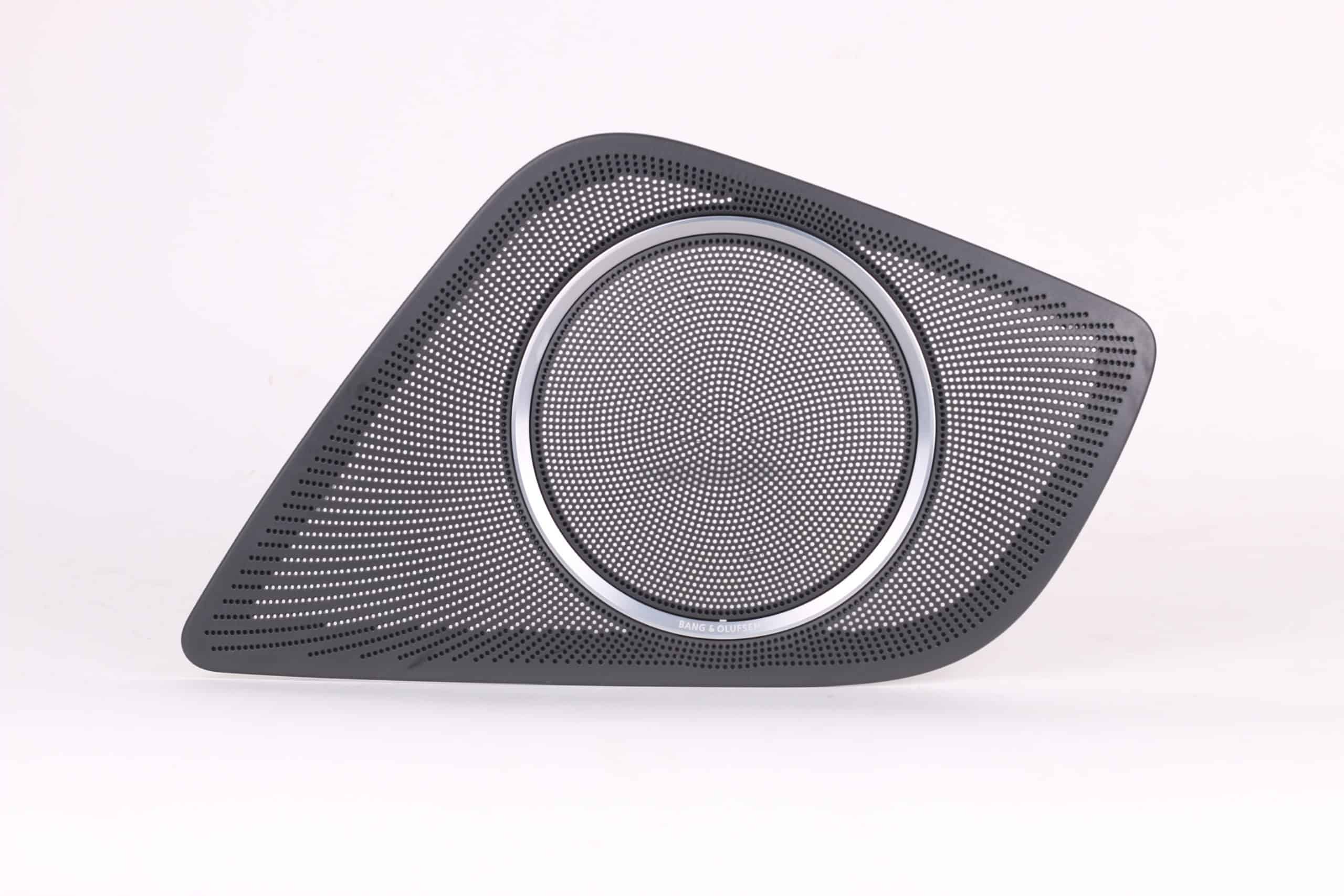 Grille | 8T0 035 419 A