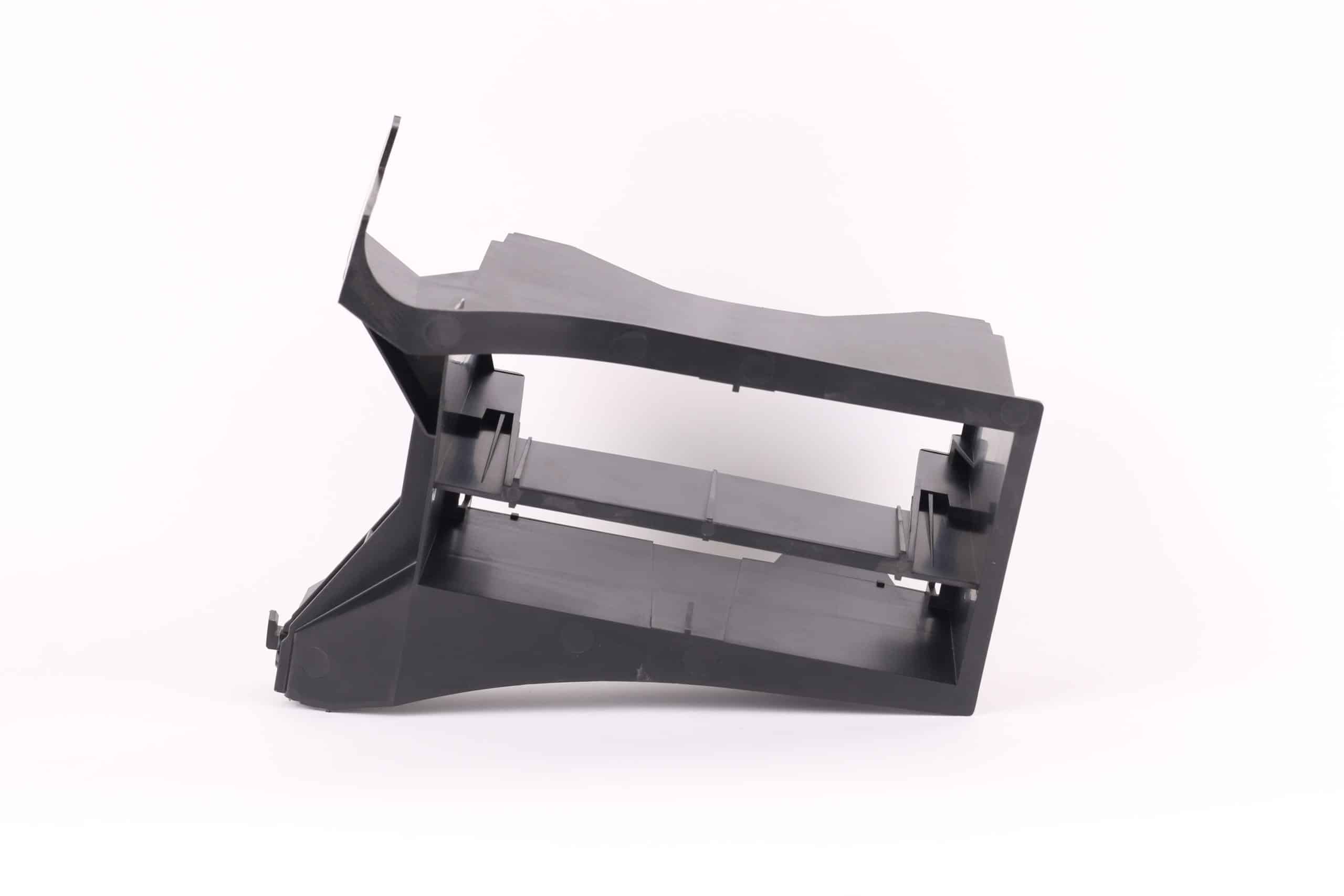 Diverses pièces plastiques, supports, etc… | 971 035 480 A