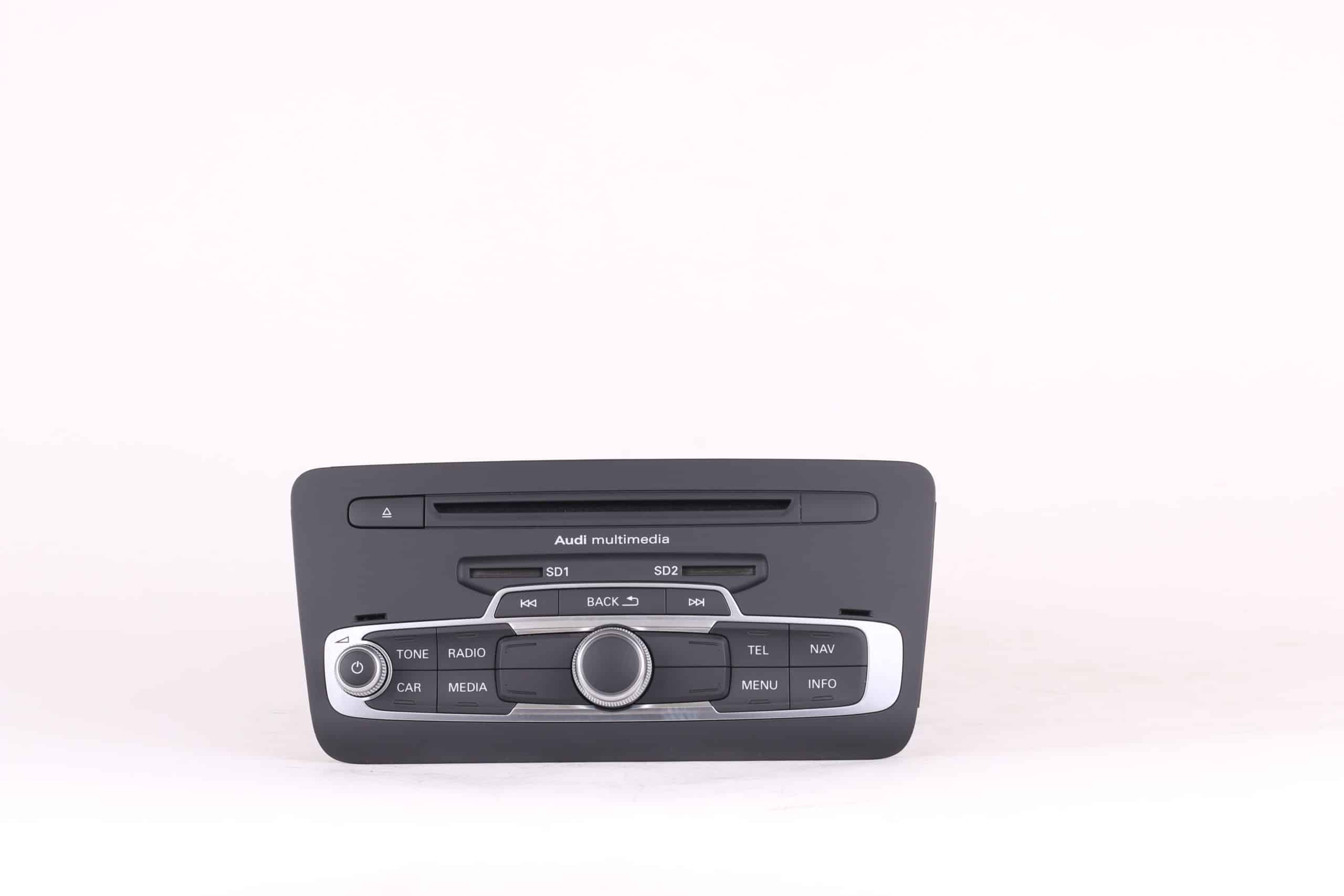 Sistema multimediale MMI3GP | 8X0 035 666 D