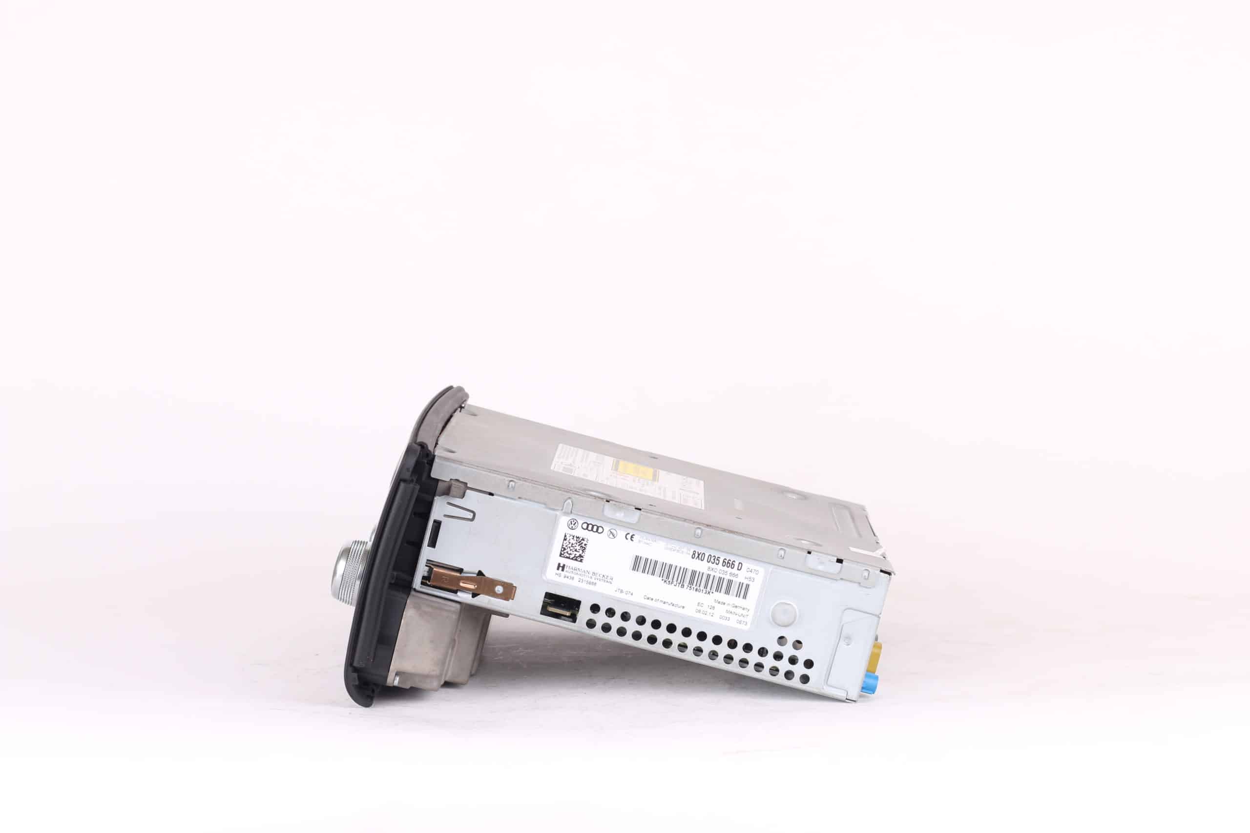 Système multimédia MMI3GP | 8X0 035 666 D - immagine 2