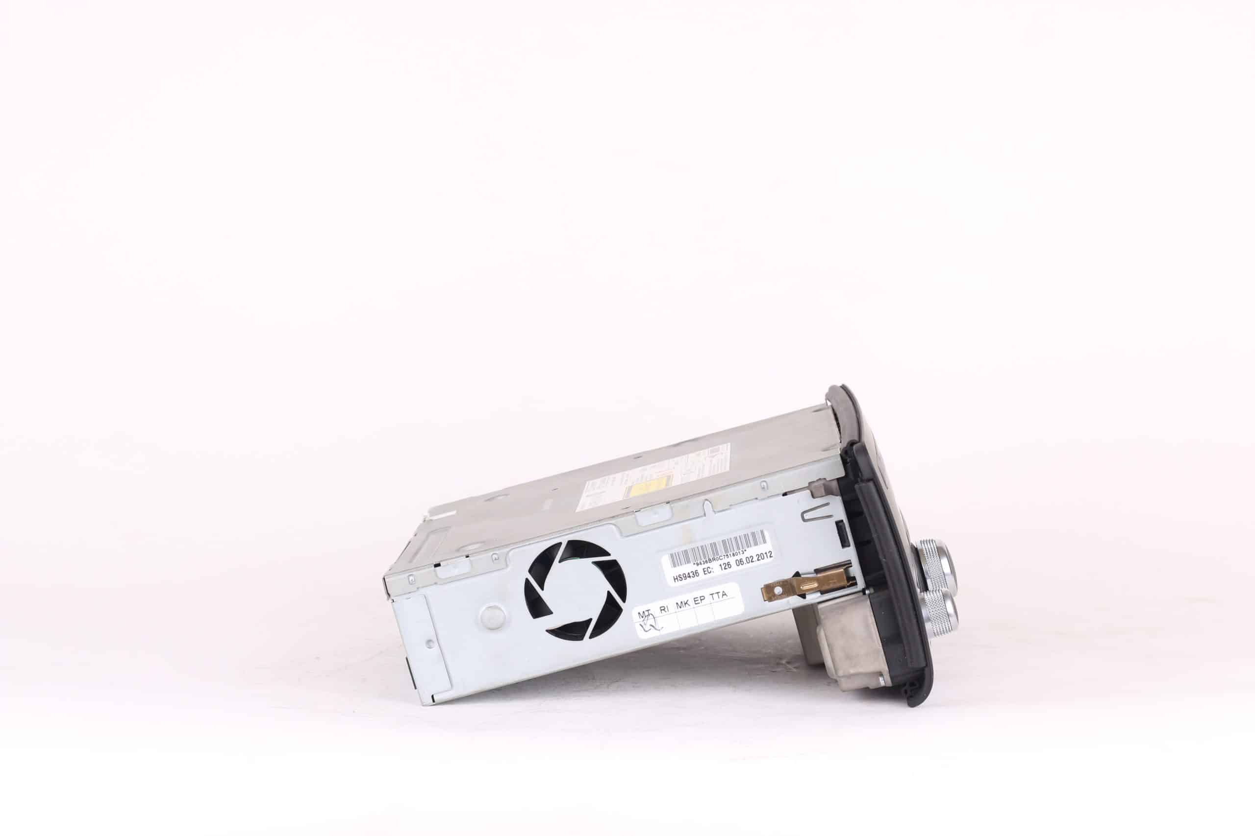 Système multimédia MMI3GP | 8X0 035 666 D - immagine 4