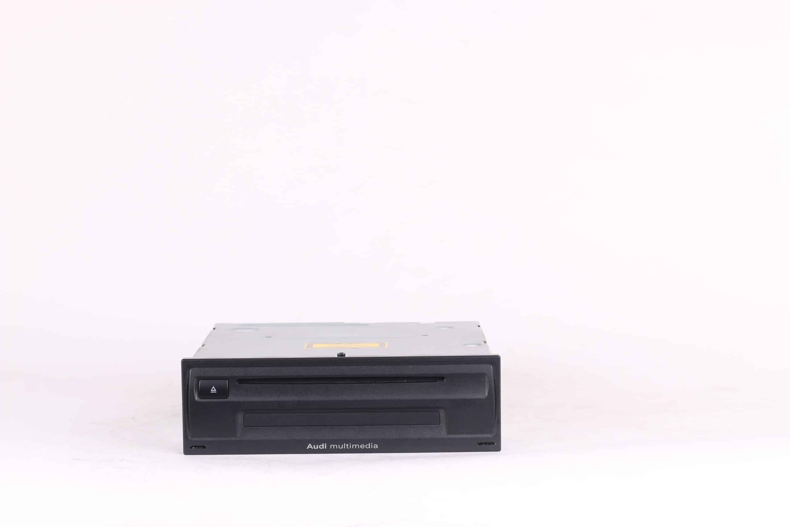 Système multimédia MMI3G Basic | 4E0 035 642 C