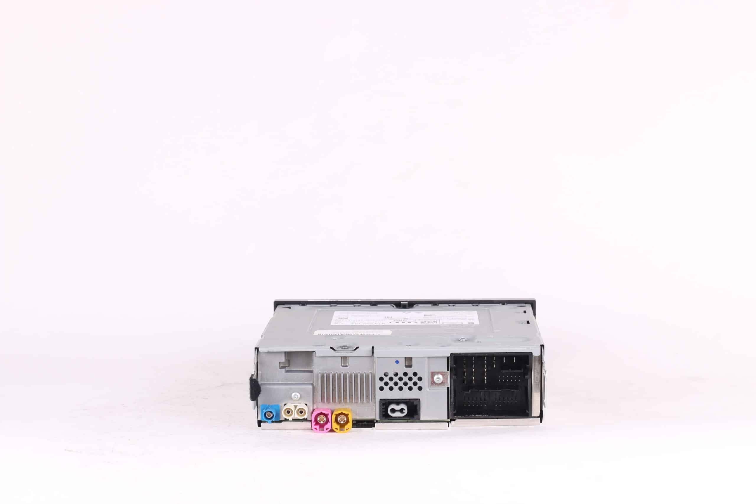 Système multimédia MU-HS-N-EU | 81A 035 183 (2) - Imagen 3