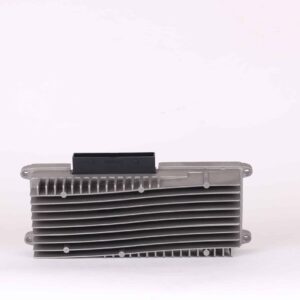 Amplificateur CAN-Verstärker Q5 - 6 canaux | 8R0 035 223 H (1)