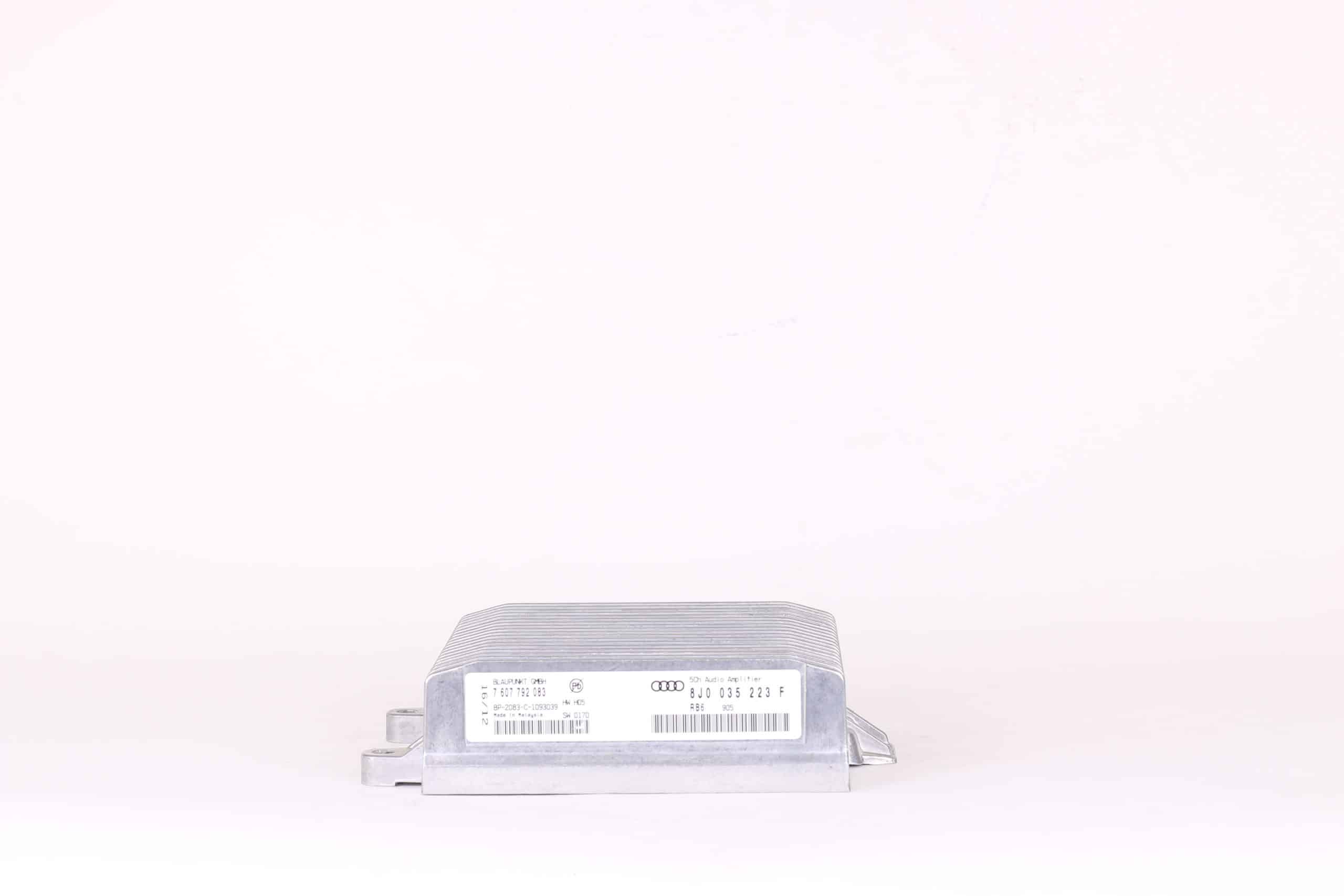 Amplificateur audio d’origine Audi (5 canaux) | 8J0 035 223 F (2) – Image 4