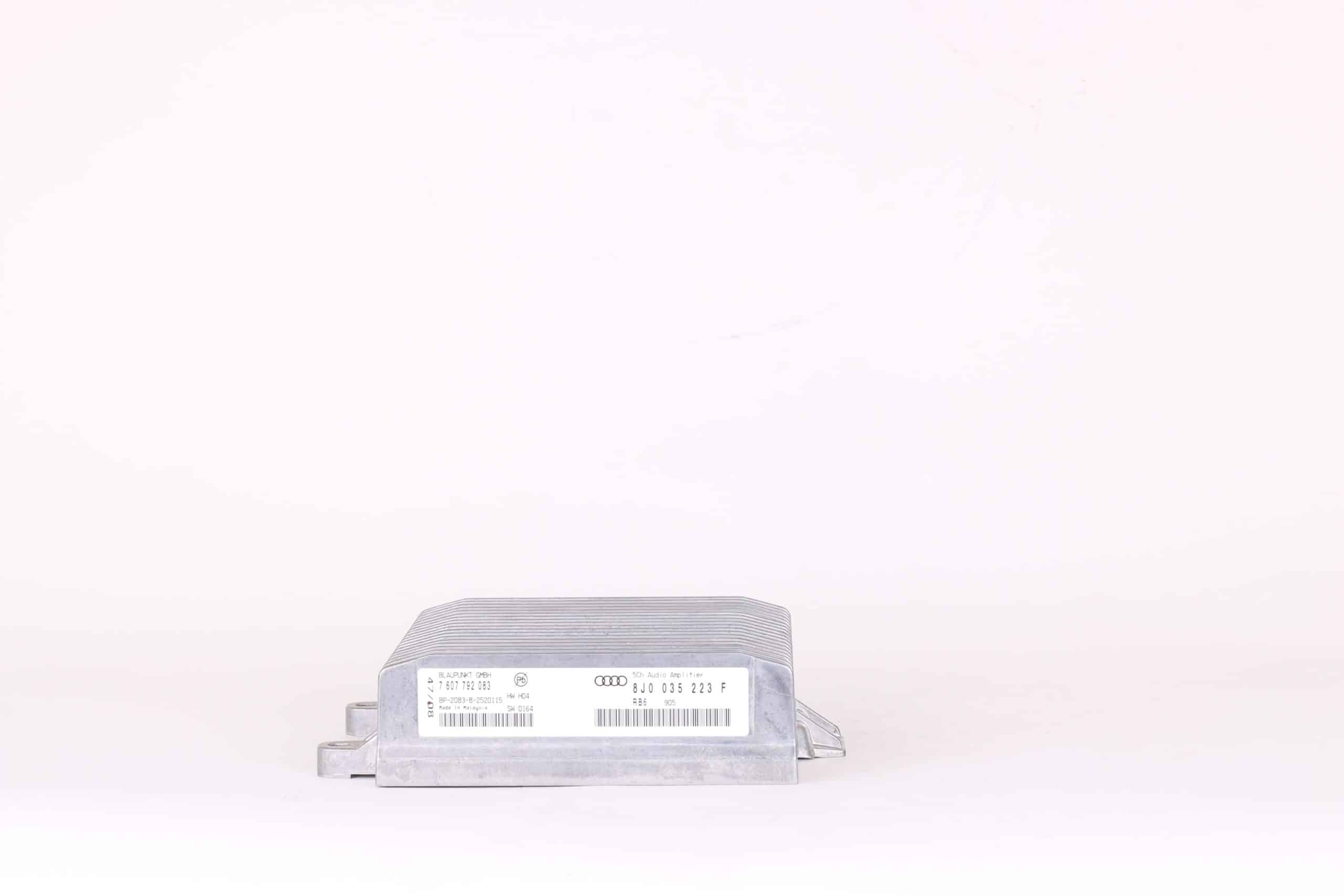 Amplificateur audio d'origine Audi (5 canaux) | 8J0 035 223 F (1) - Imagen 4