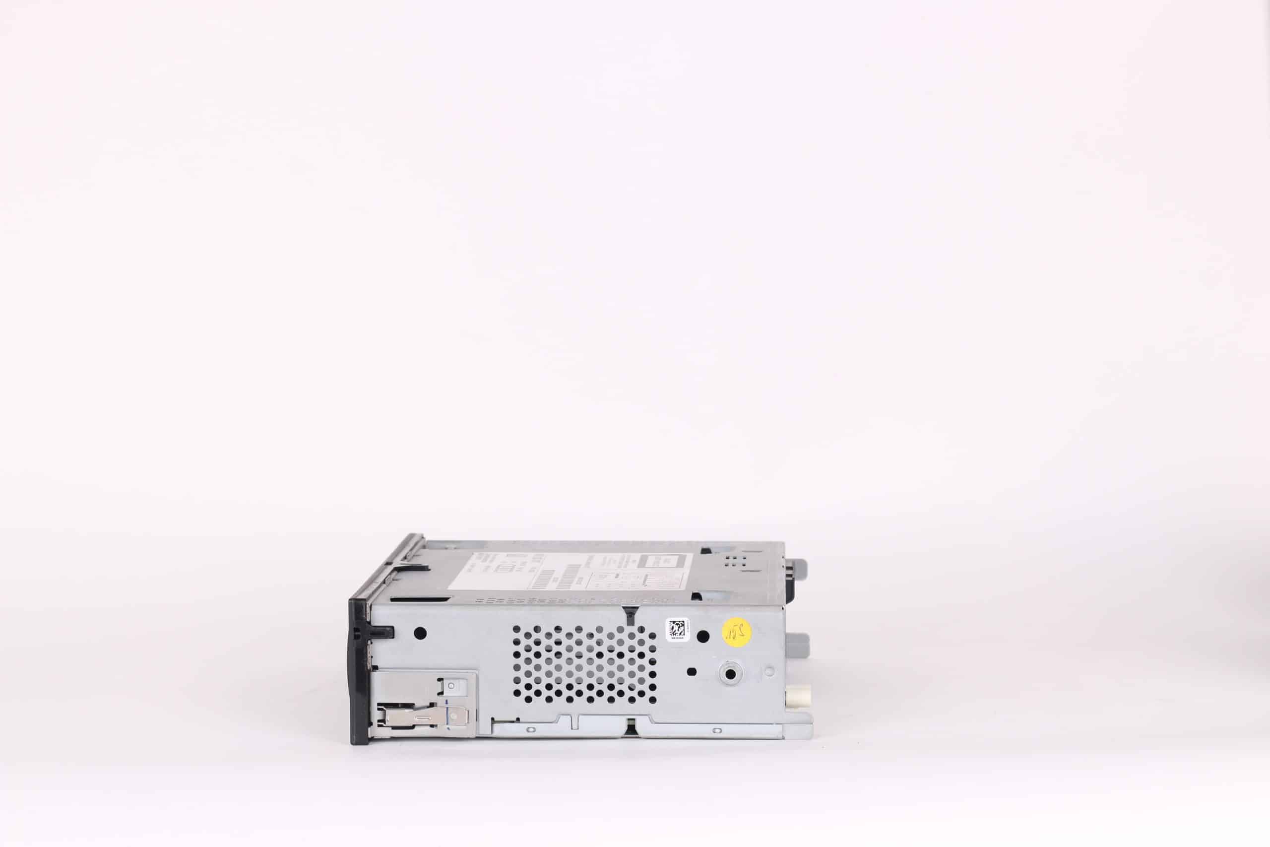 Système multimédia MIB Entry Radio | 8V0 035 870 - Imagen 2