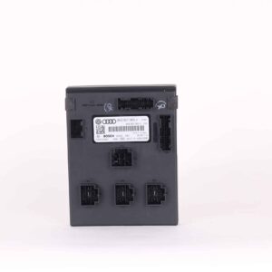 Calculateur de bord BCM7  Calculateur BCM1  | 8K0 907 063 J