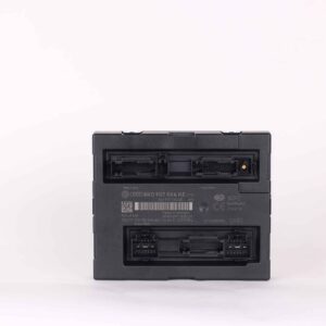 Calculateur comfort BCM8 Calculateur comfort sans ouverture du coffre électrique | 8K0 907 064 KE